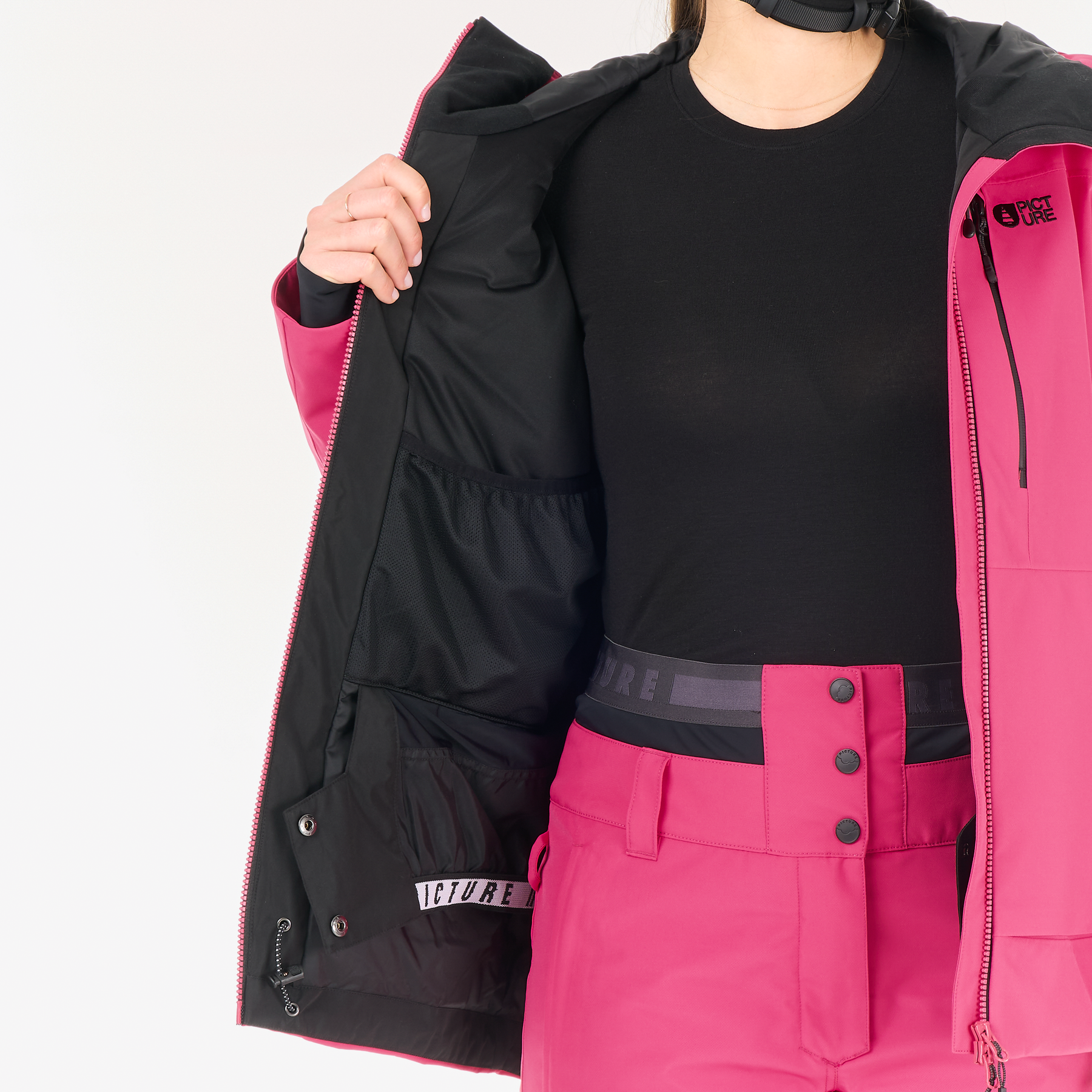 EXA JKT