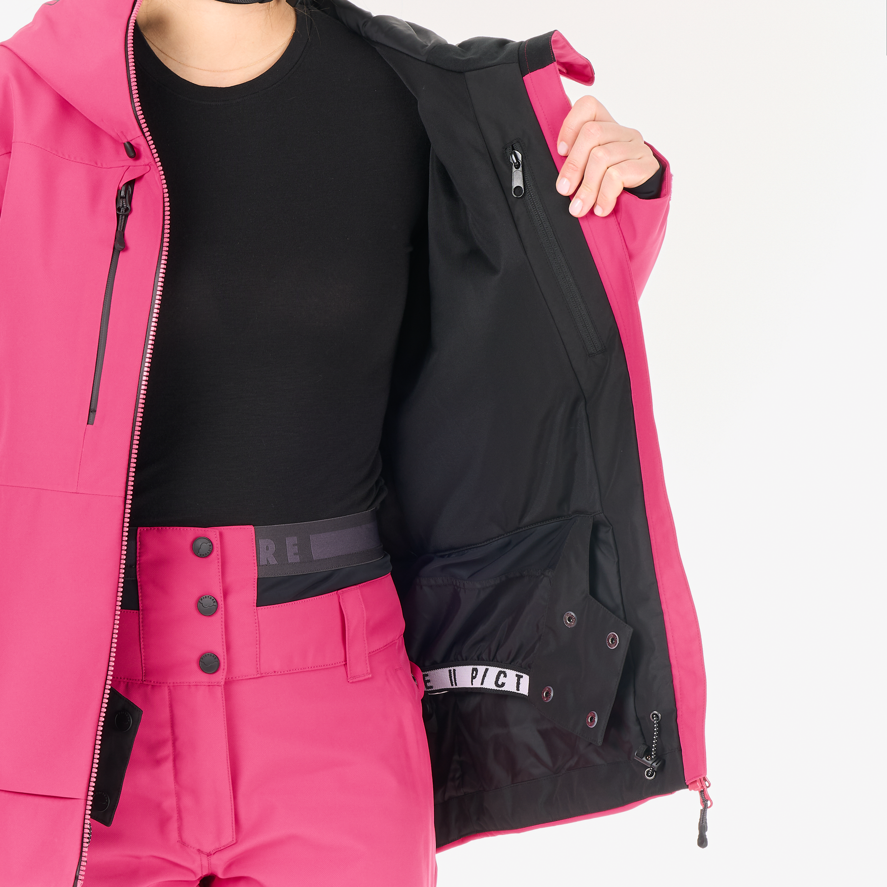 EXA JKT