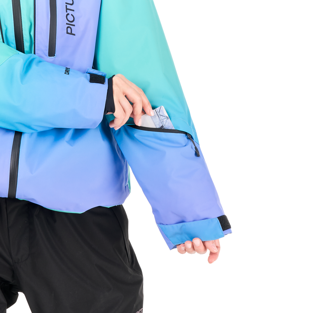 Ski pass pocket