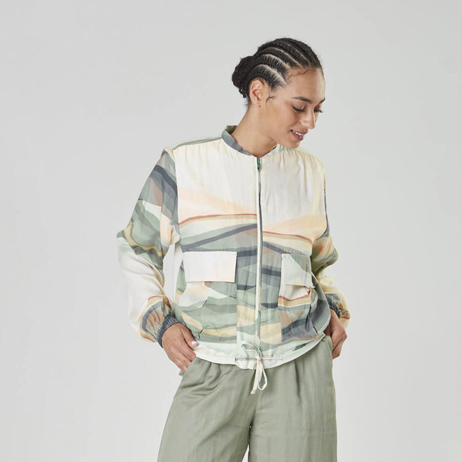 MADELEENE JKT __color:Mirage_Print#6