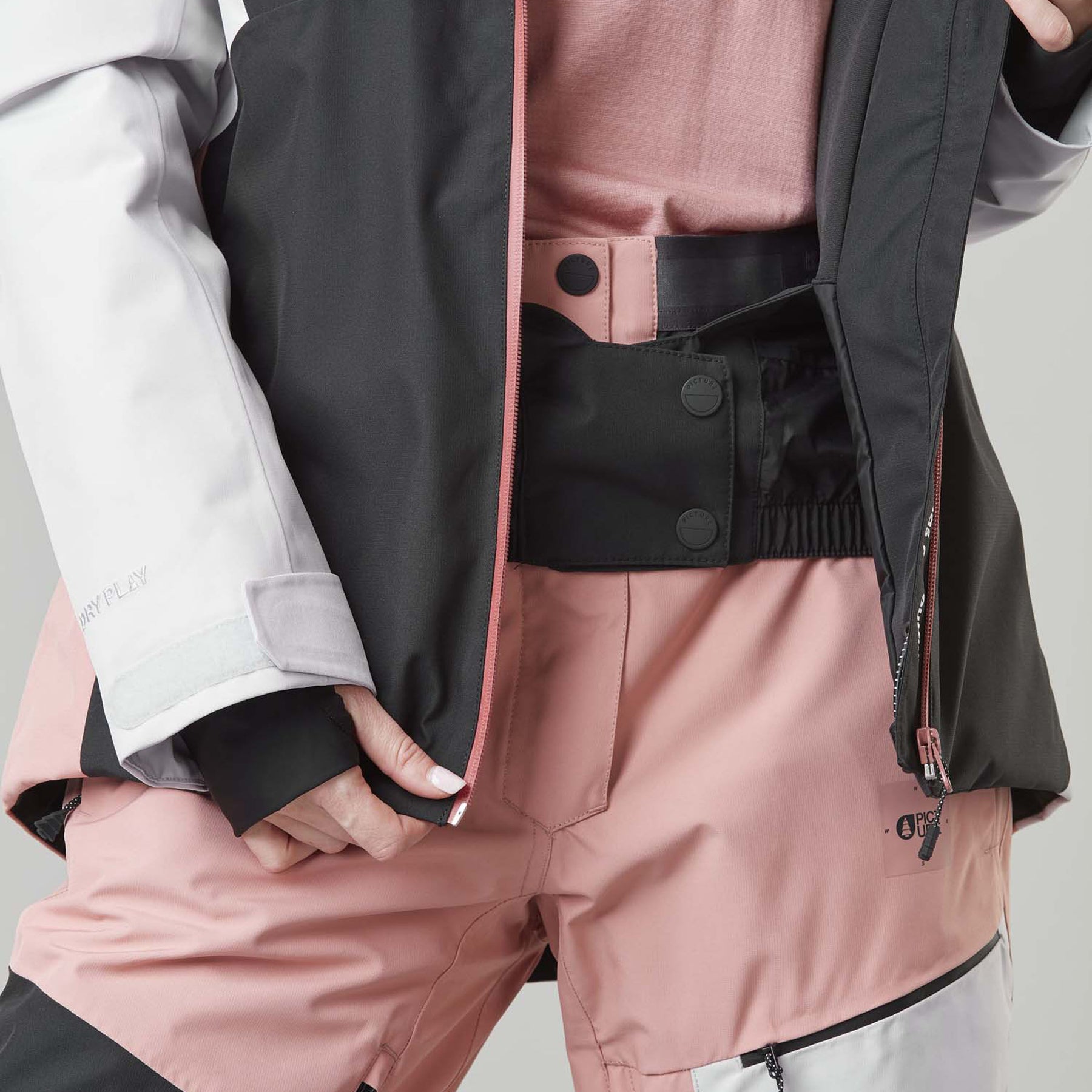 SEEN JKT __color:Black#16