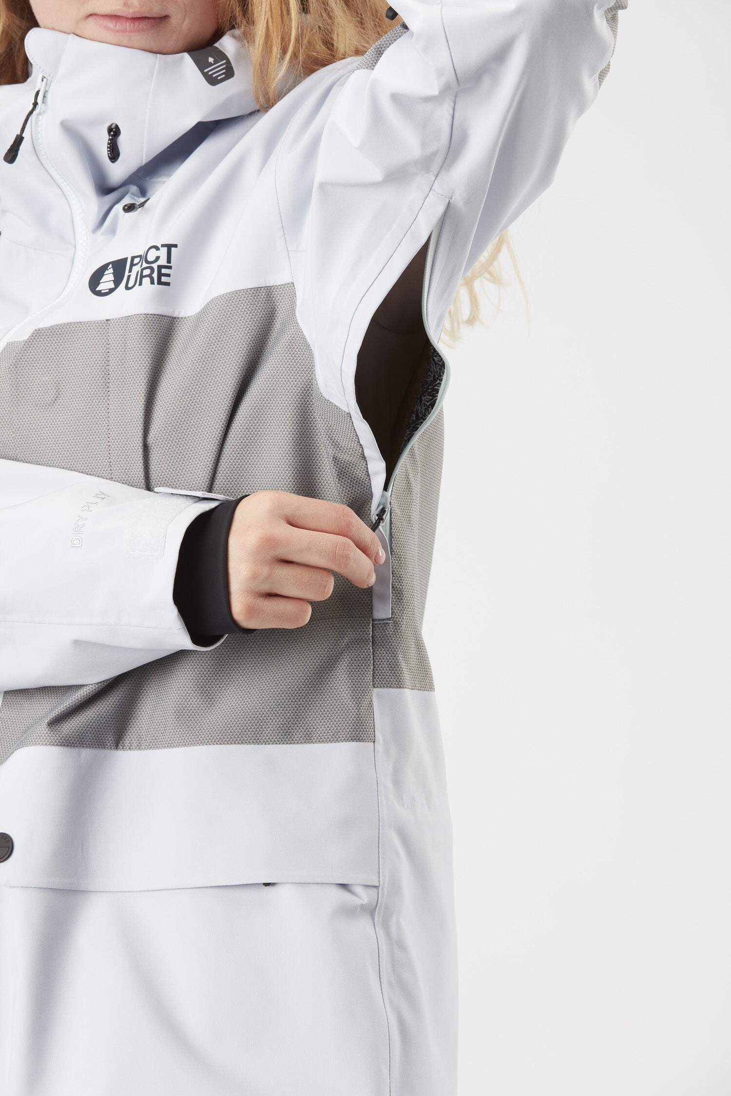 QUEYA 3L JKT __color:Ice_Melt#9