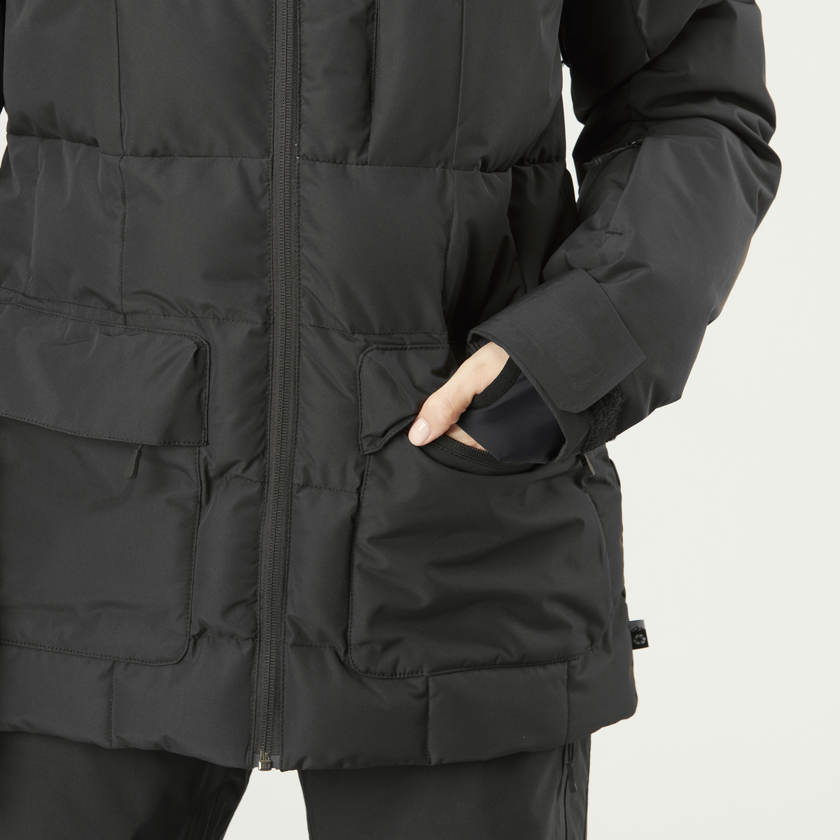 FACE IT JKT __color:Black#7