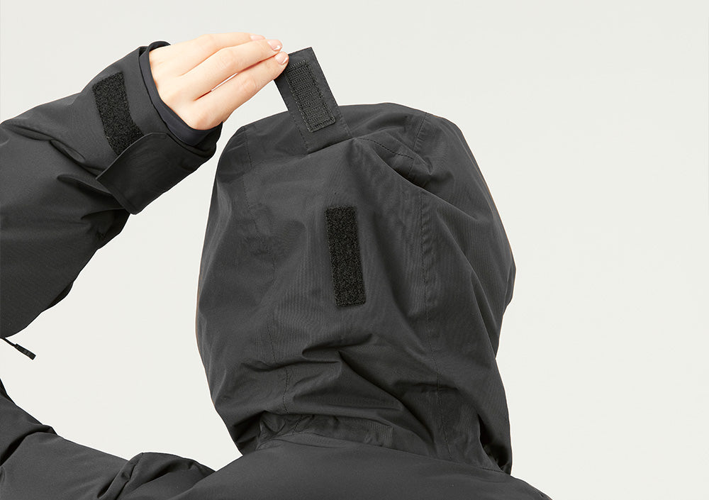 Ergonomische Kapuze mit Ein-Punkt-Regulierung