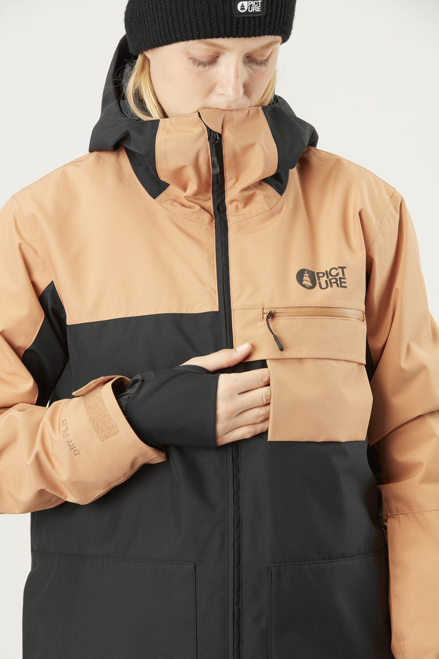 GLAWI JKT __color:Black#8