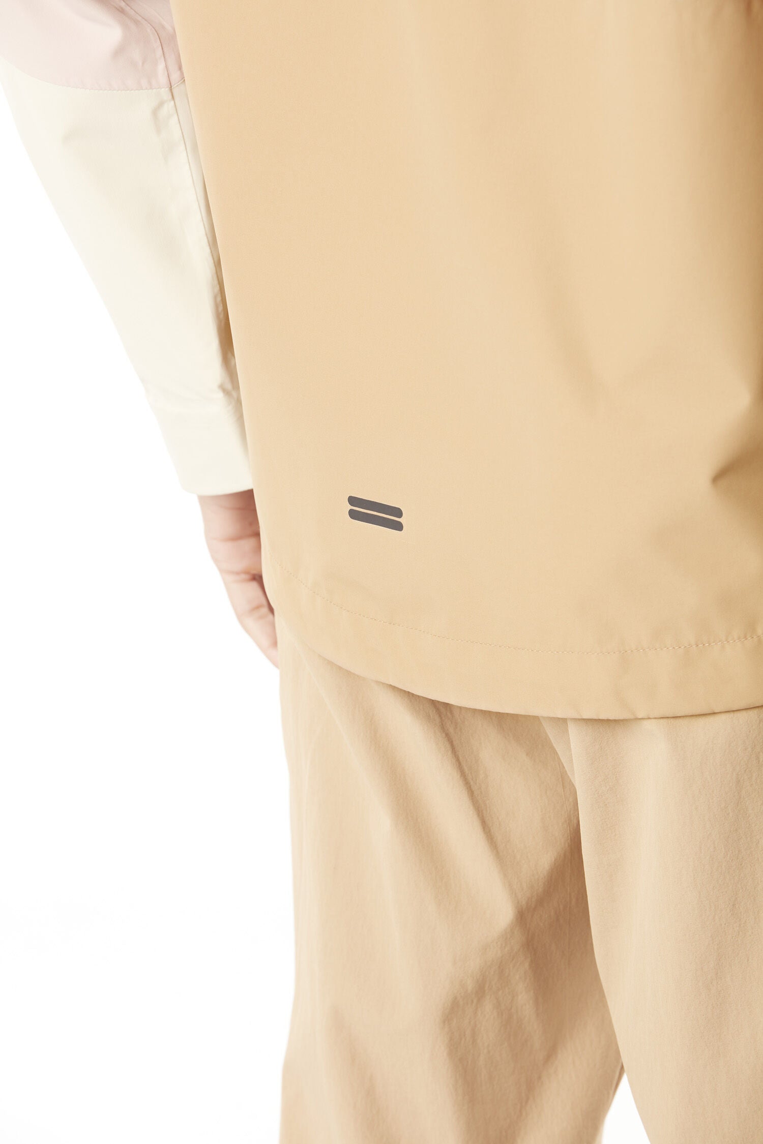 ABSTRAL+ 2.5L W JKT __color:Tannin#45