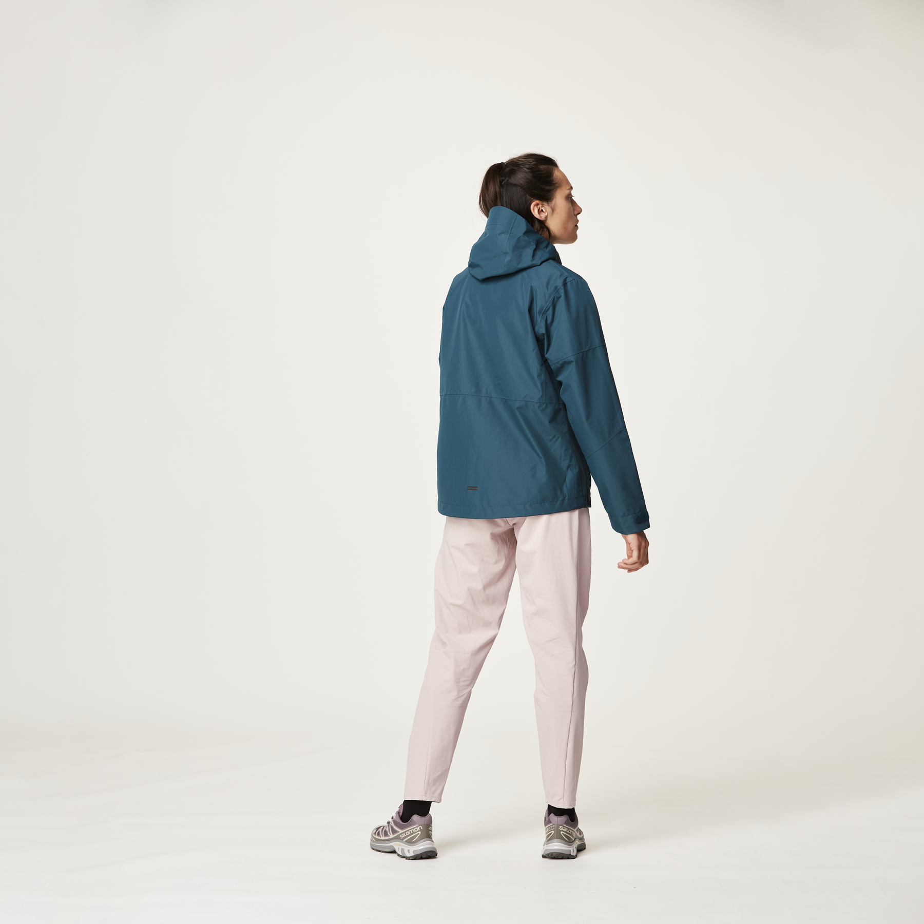 ABSTRAL+ 2.5L W JKT __color:Deep_Water#23