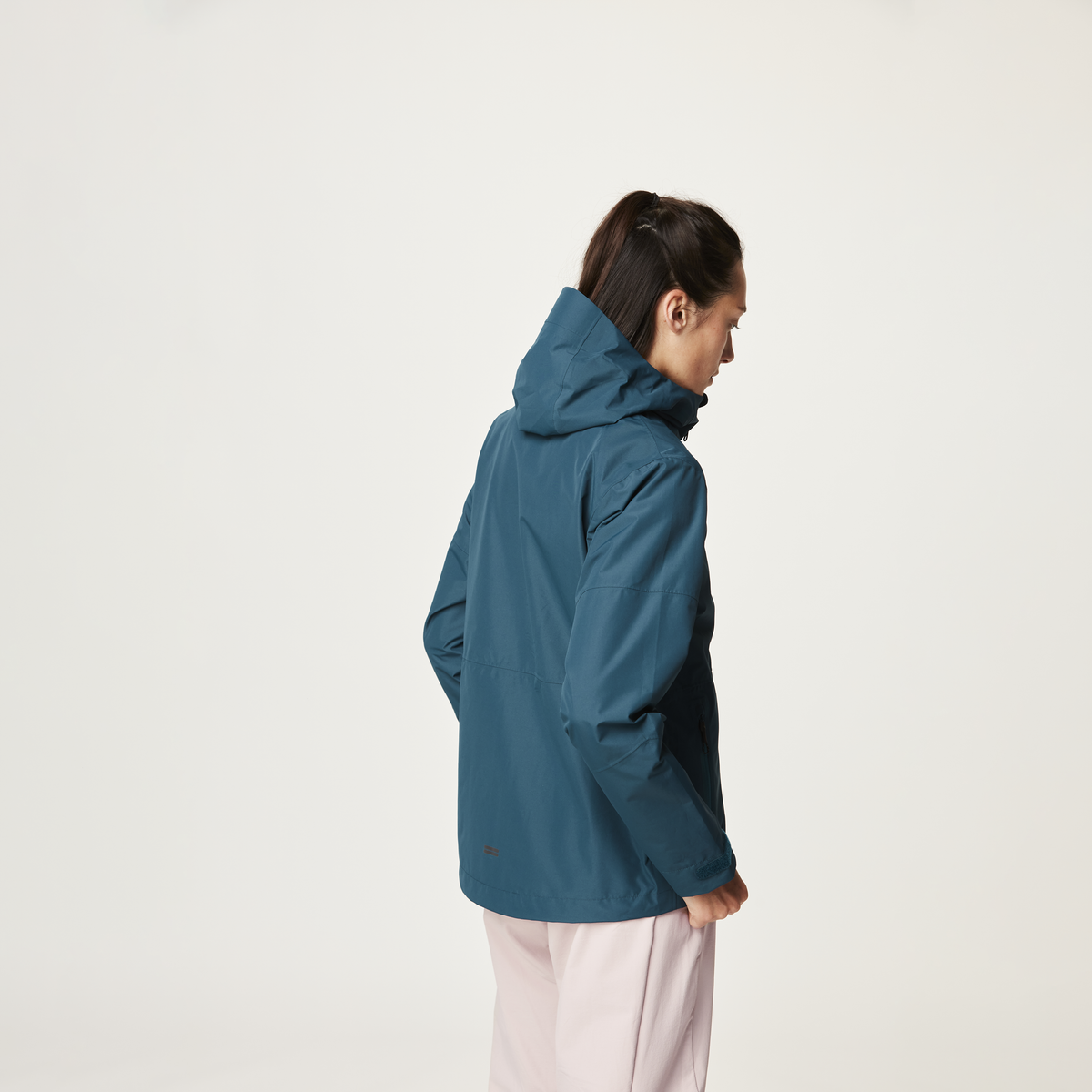 ABSTRAL+ 2.5L W JKT __color:Deep_Water#26