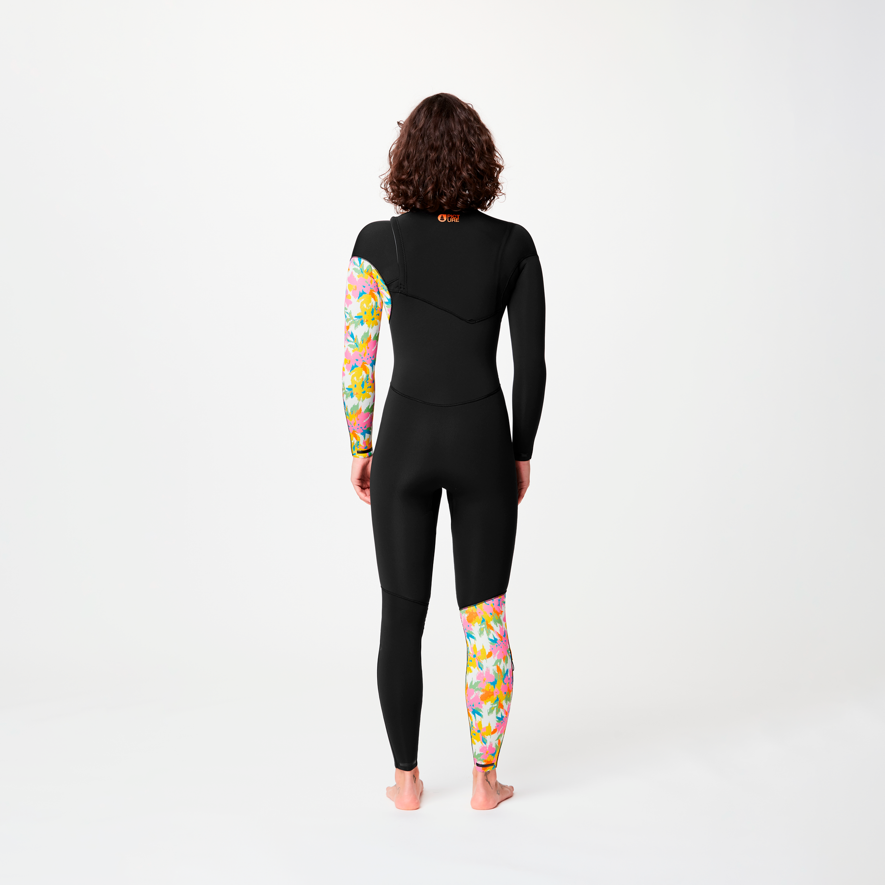EQUATION W 4/3 FZ __color:Alstro_Black#5