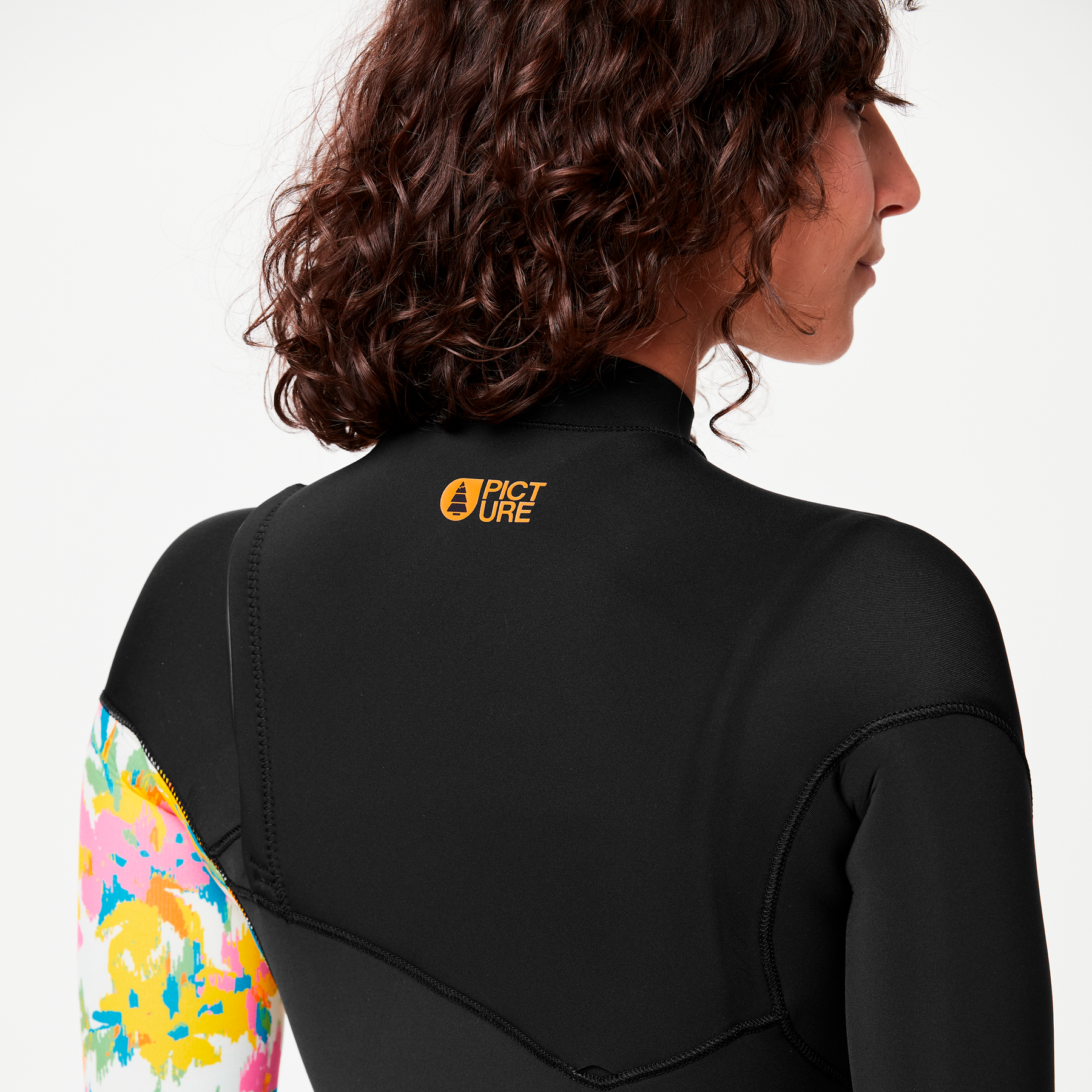 EQUATION W 4/3 FZ __color:Alstro_Black#8
